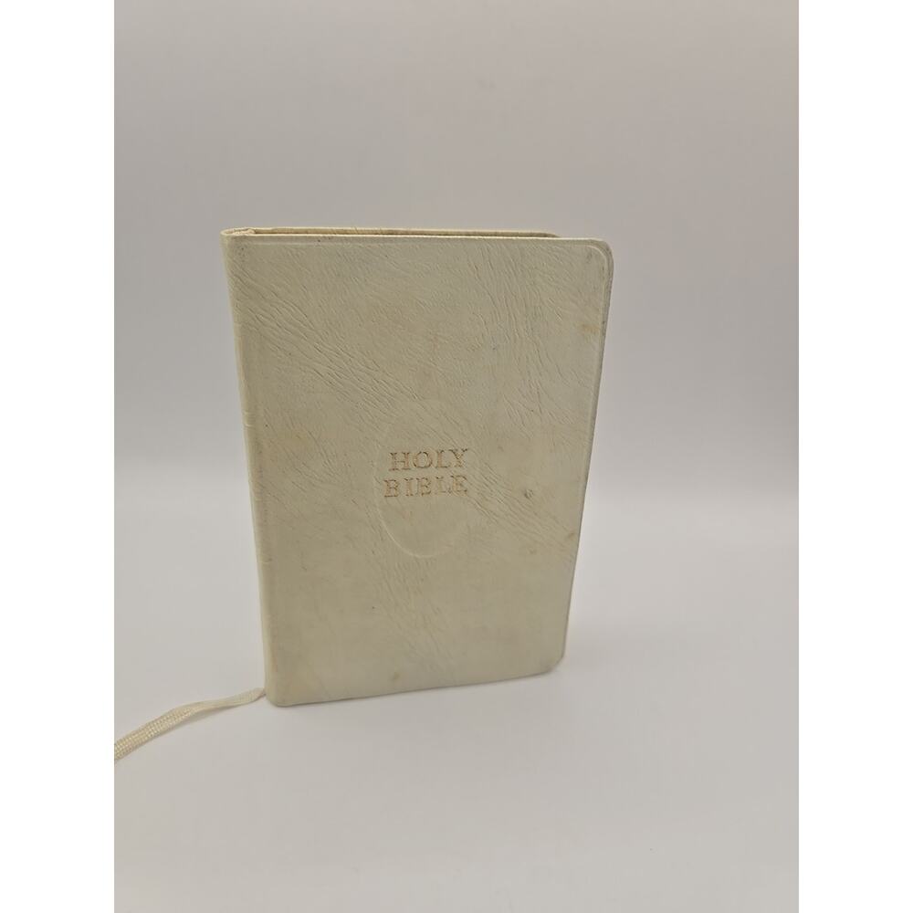 Holy Bible Pocket KJV Collins Clear Type Press Great Britain 1953